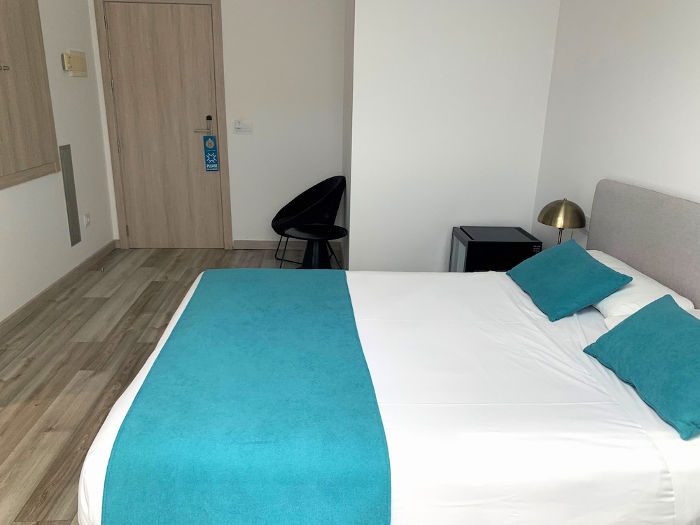 Pombal Rooms Santiago 16/50