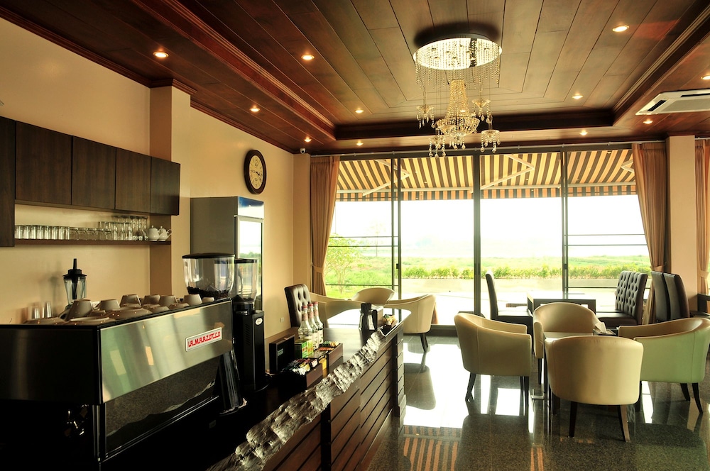 Green Hill Hotel Phayao 8/15