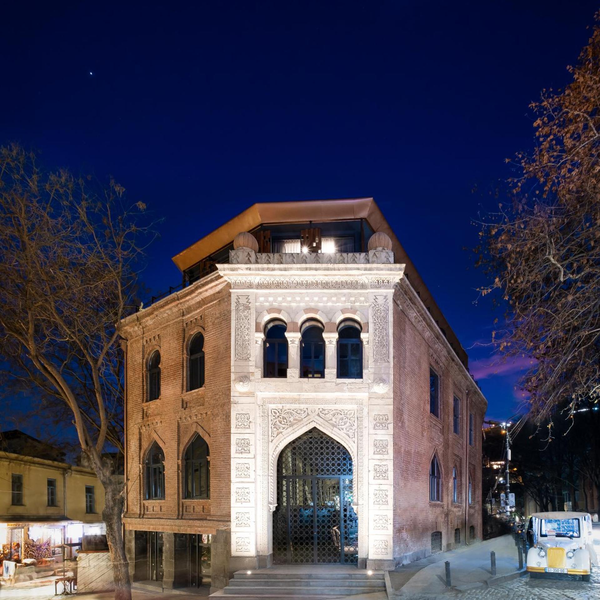 Qarvasla Hotel in TBILISI