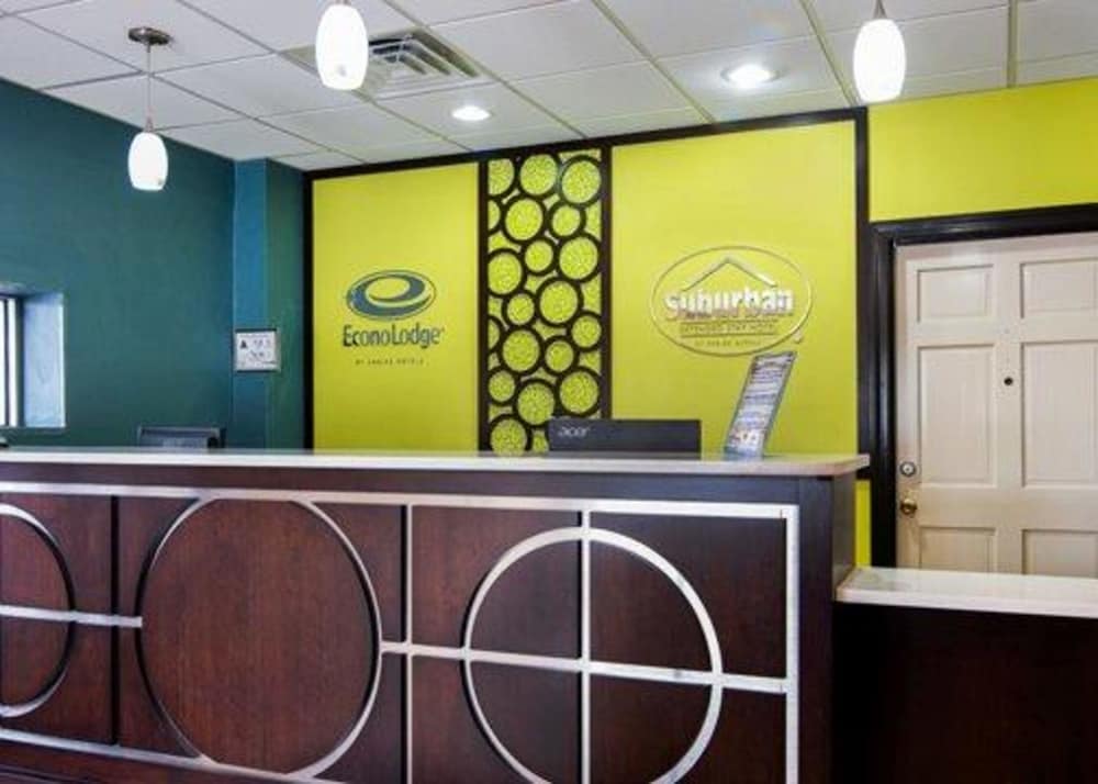 Econo Lodge Selma - Smithfield 6/25