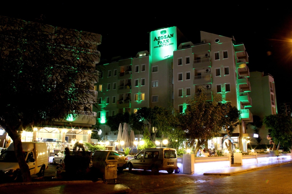 AEGEAN PARK HOTEL 2/40