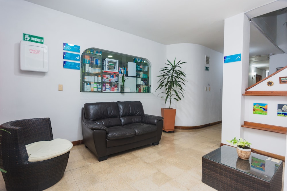 Hotel Guatatur 31/50
