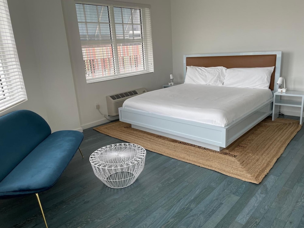 Global Luxury Suites At The Apex Miami 16/50