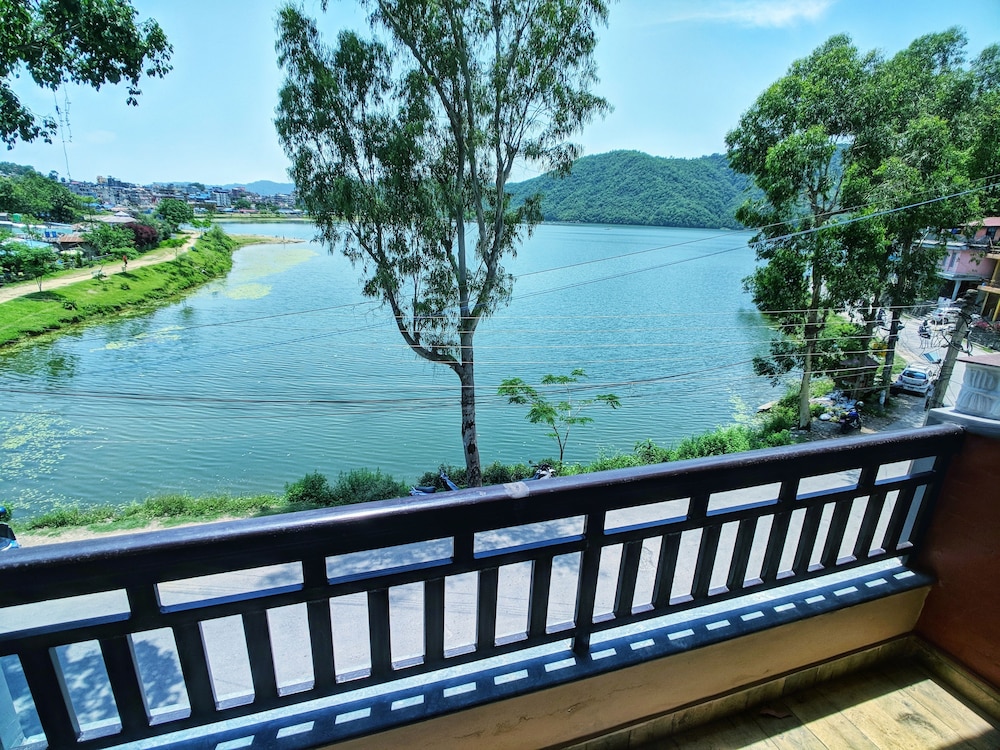 Hotel Forest Lake Backpackers' Hostel 20/25
