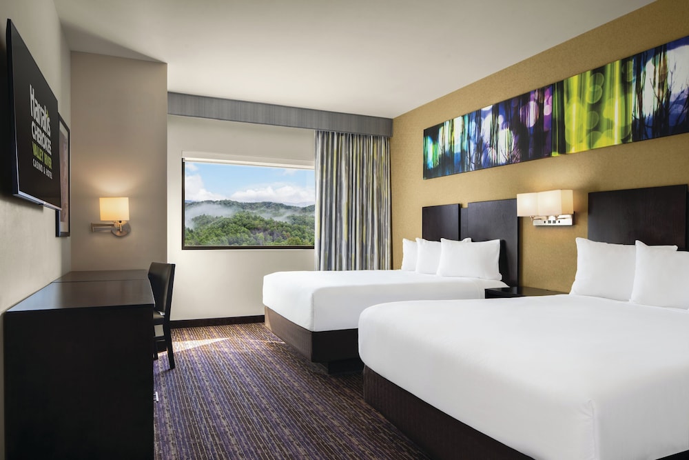 Tower, River, Deluxe, 2 Queen Beds