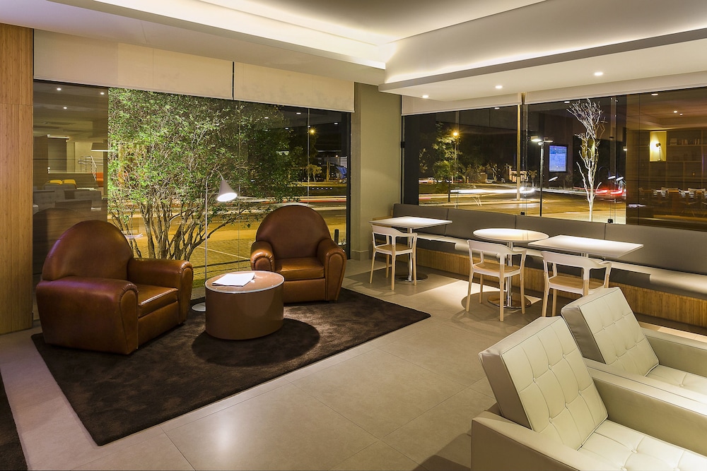 DMax Hotel 33/50