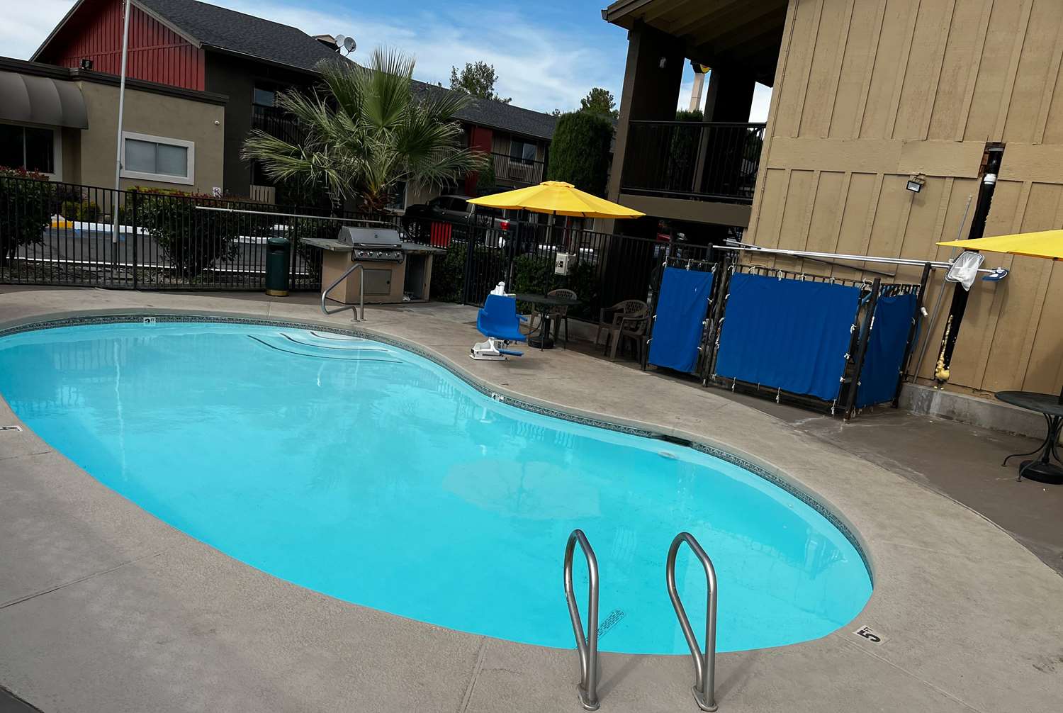 Super 8 by Wyndham Red Bluff 10/11