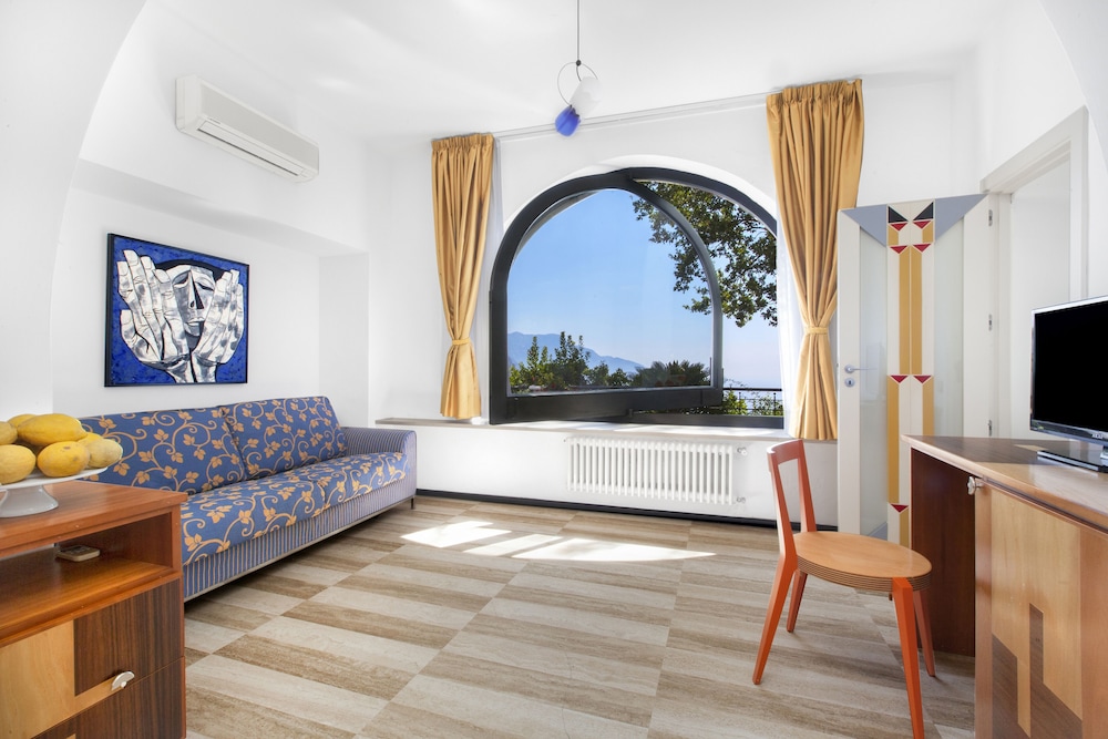 B and B Villa La Ventana 35/50