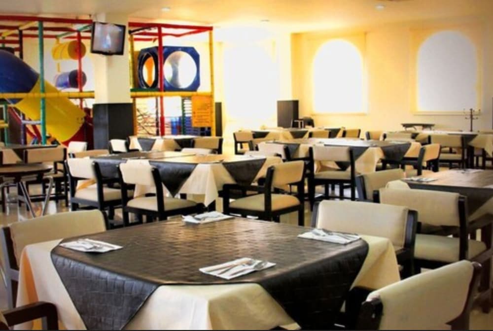 Hotel Baez Paraiso 43/59