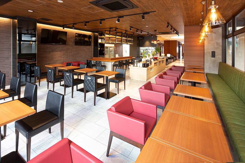PLACE Hotel Ascot 46/61