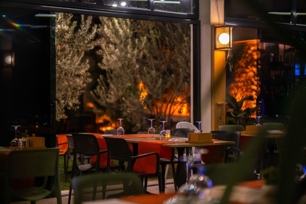 Kotinos Beach Hotel 30/47
