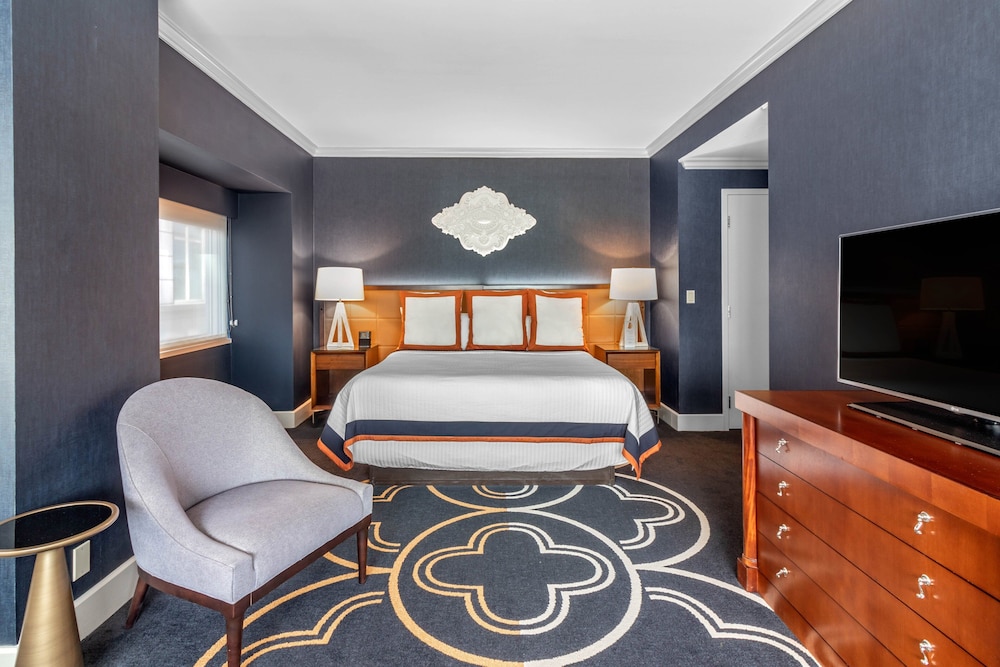 Omni Chicago Hotel 37/84