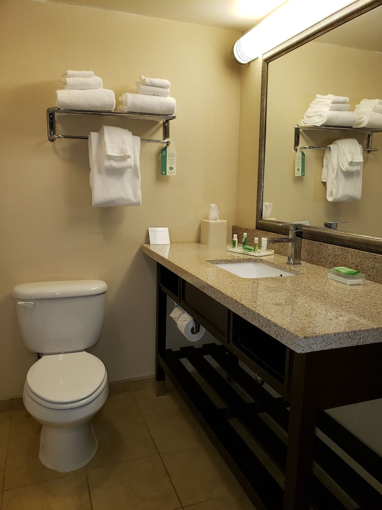 Wyndham Garden Dover 8/31