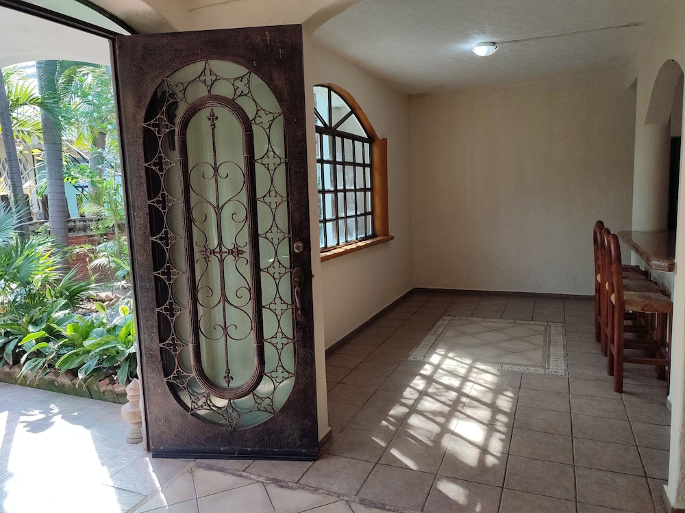 Hotel Ashly 36/57