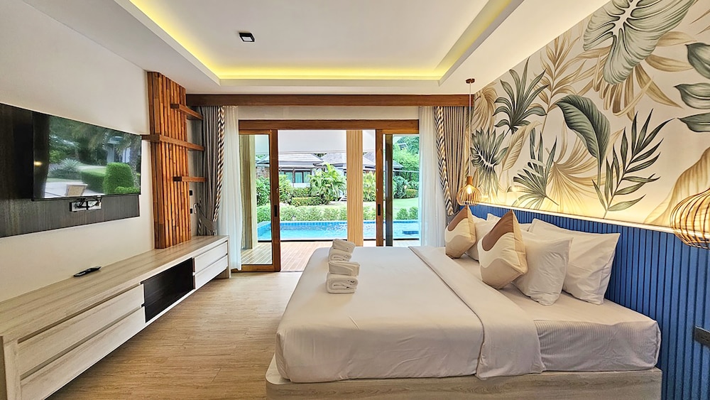 Urip Resort Phi Phi Island 8/50