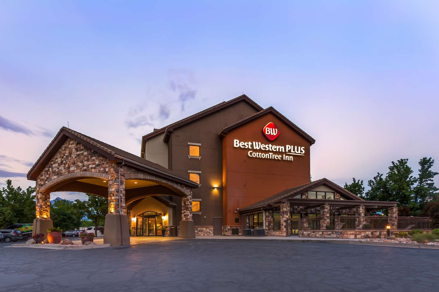 Best Western Plus Cotton Tree Inn 2/44