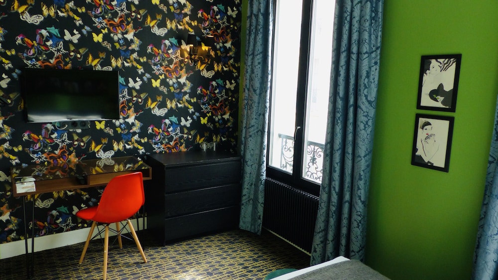 Hotel Noir 53/59