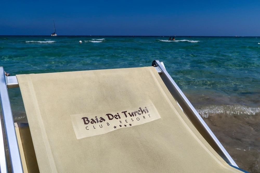 Resort Baia Dei Turchi 46/50