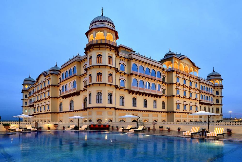 HOTEL NOORMAHAL 3/41