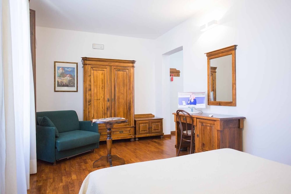 Hotel La Piazzetta 14/50