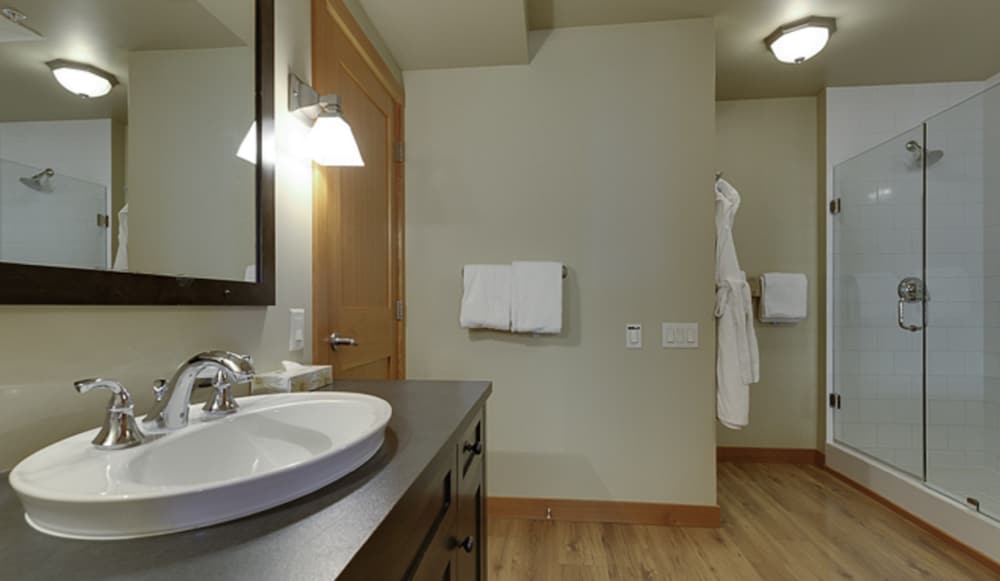 1 Bedroom, Lodge, King Bed, Sofa