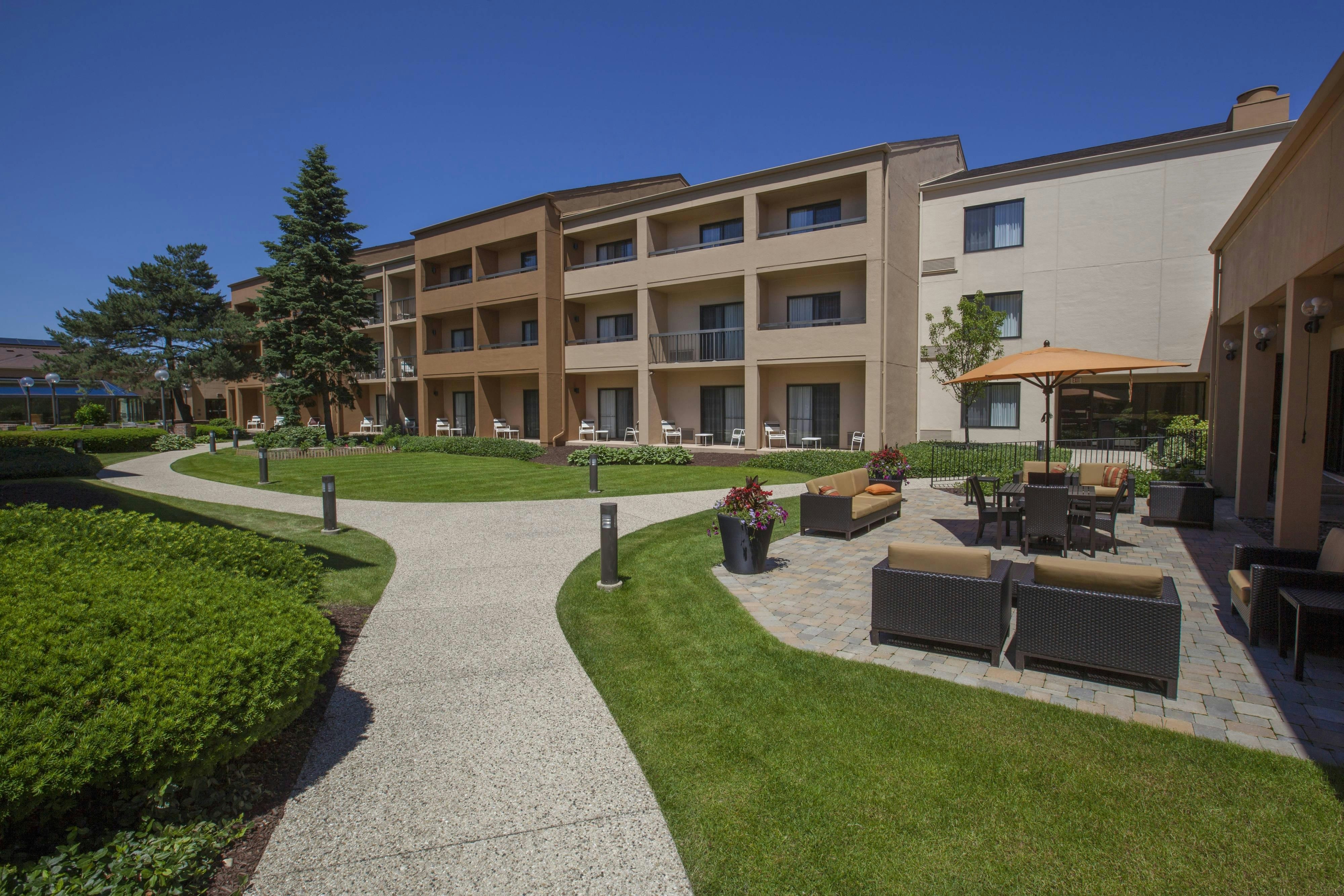 Courtyard Chicago Highland Park/Northbrook 20/21
