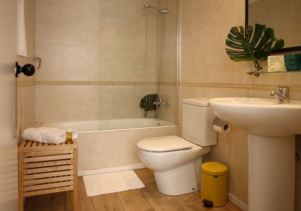 Hotel Chic&basic Lemon Barcelona 31/33