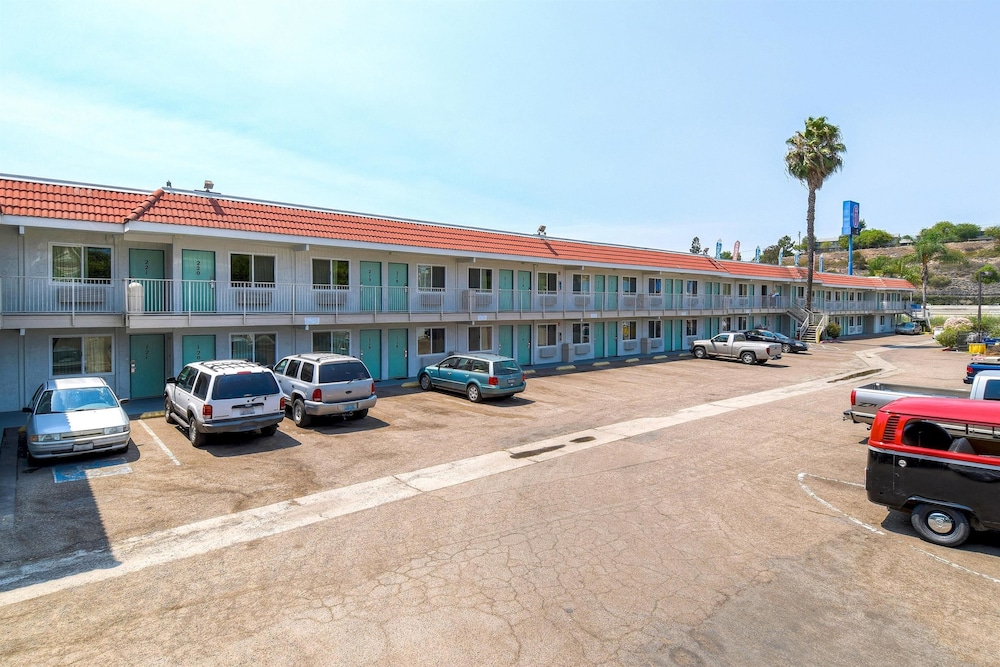 Motel6 La Mesa, CA - San Diego in LA MESA - CA