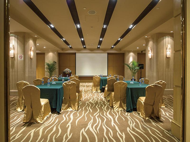 Park Inn by Radisson Shanghai Downtown 33/41
