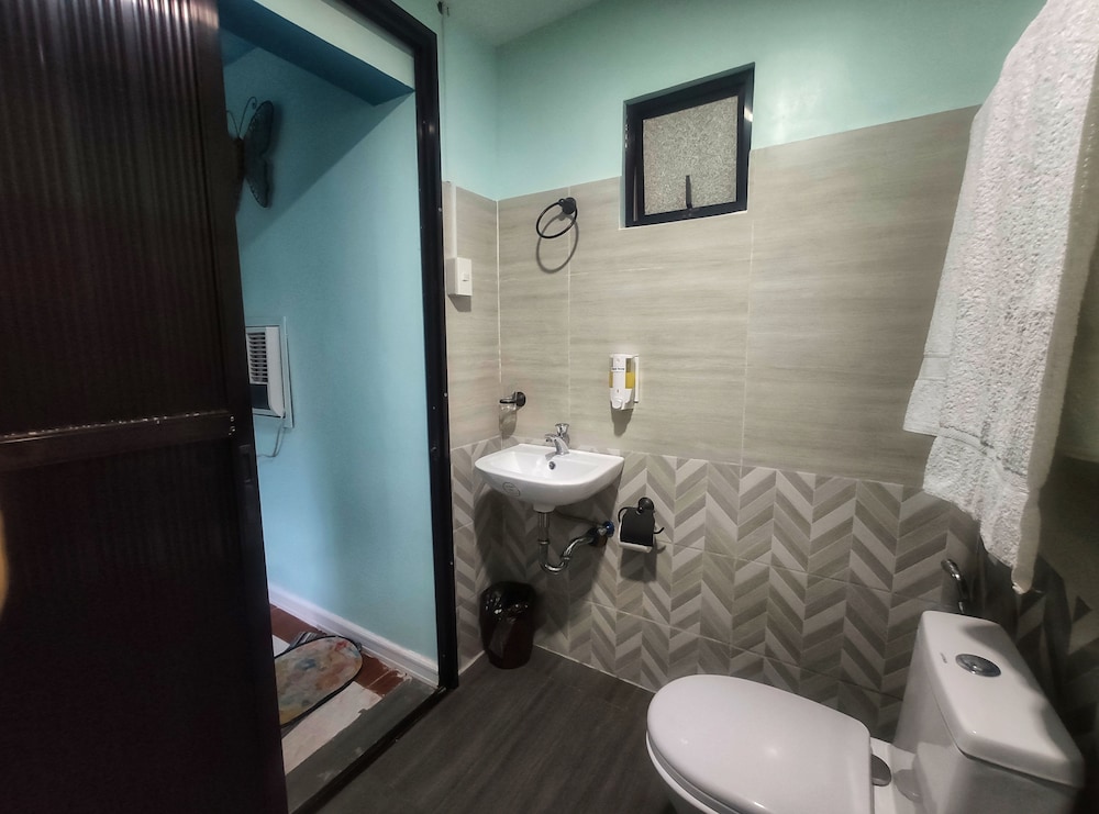 Nikitas Place Hotel 10/52