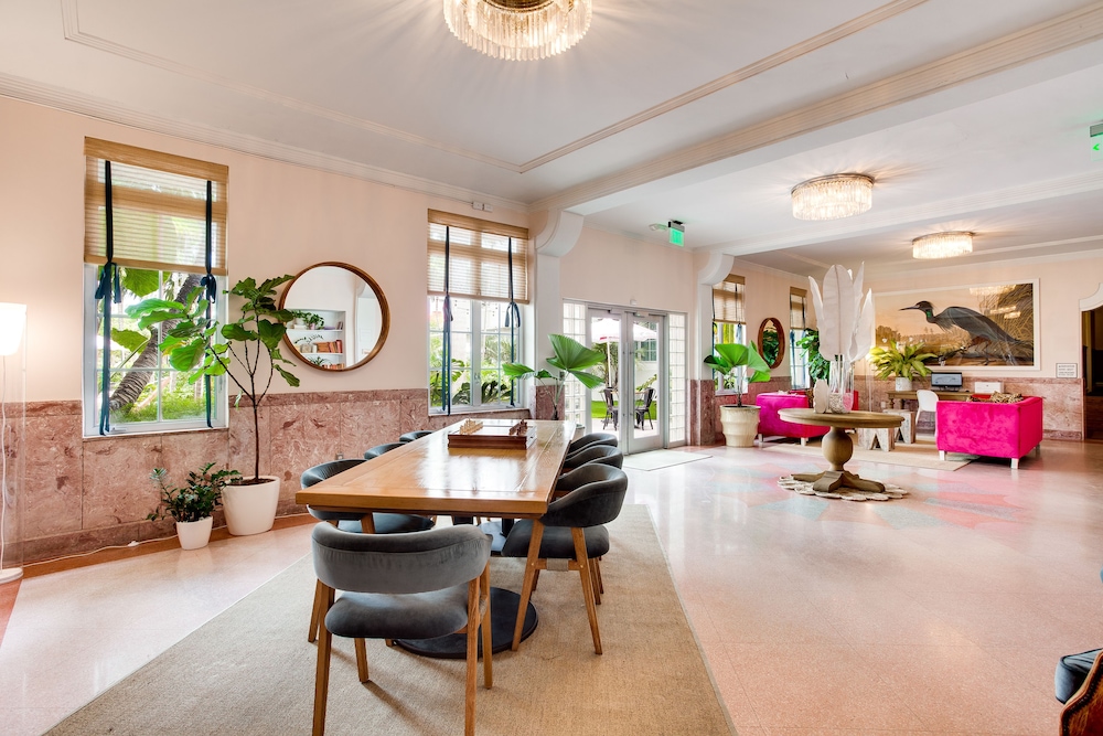 Liberty Park Hotel South Beach 64/76