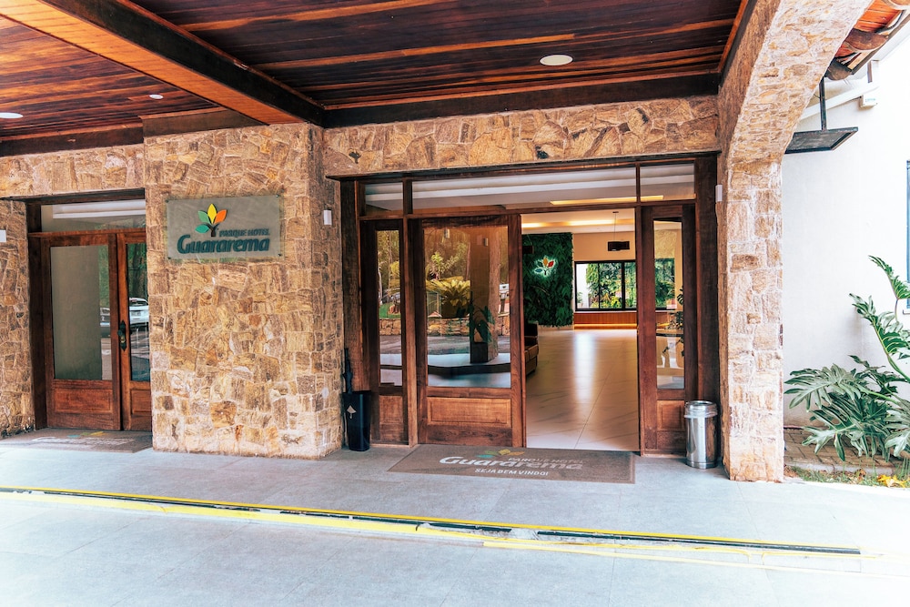 Guararema Parque Hotel 12/68