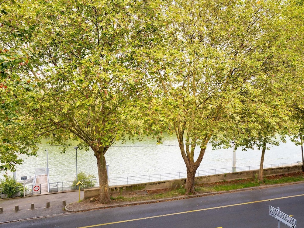 ibis Styles Paris St-Denis Pleyel 43/48