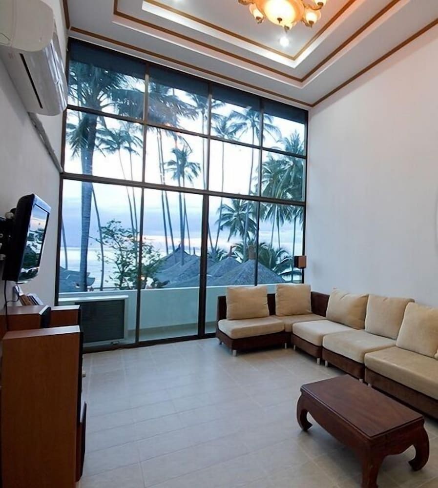 Lipa Bay Resort 45/55