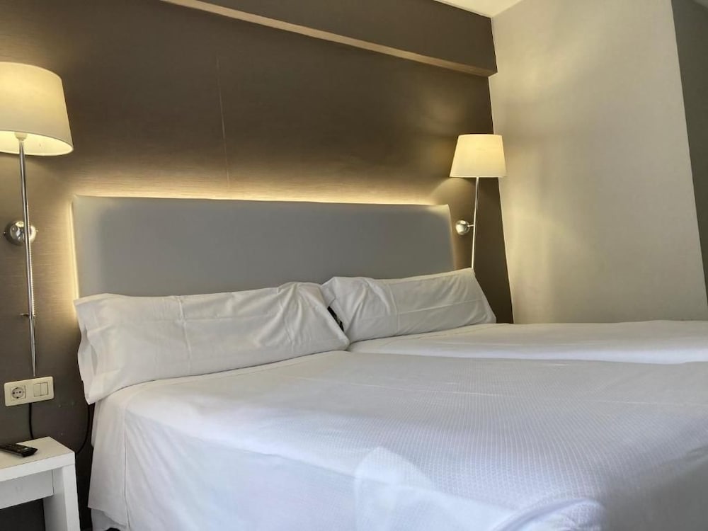 Hotel Bilbi 32/57