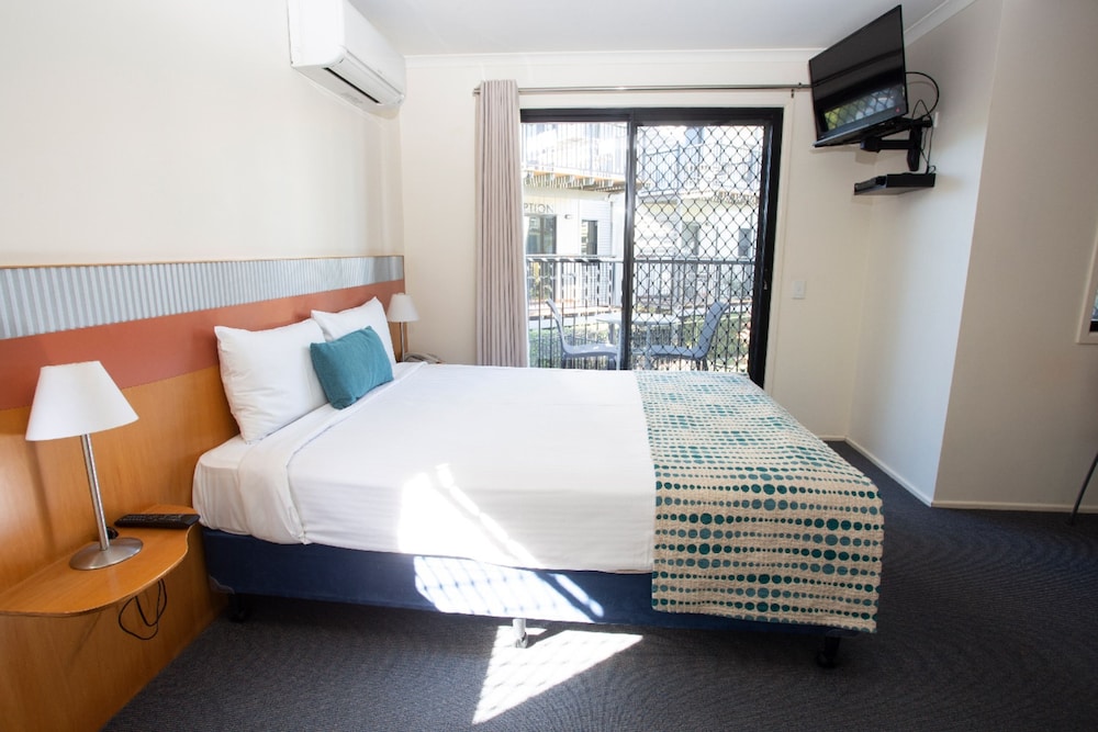 Noosa Lakes Resort 8/50