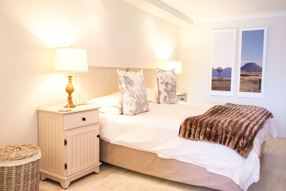 Four Palms Accommodation 27/64