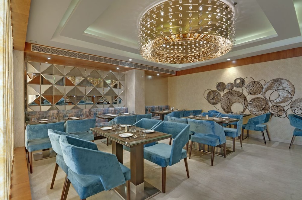 Beacon Hotel Nirman Vihar New Delhi 24/27