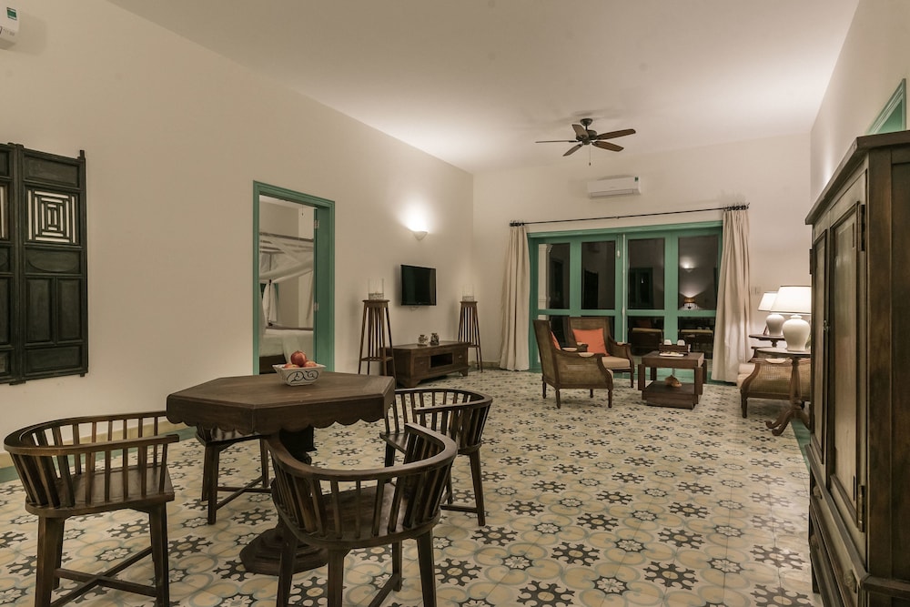 Poulo Condor Boutique Resort And Spa 62/72