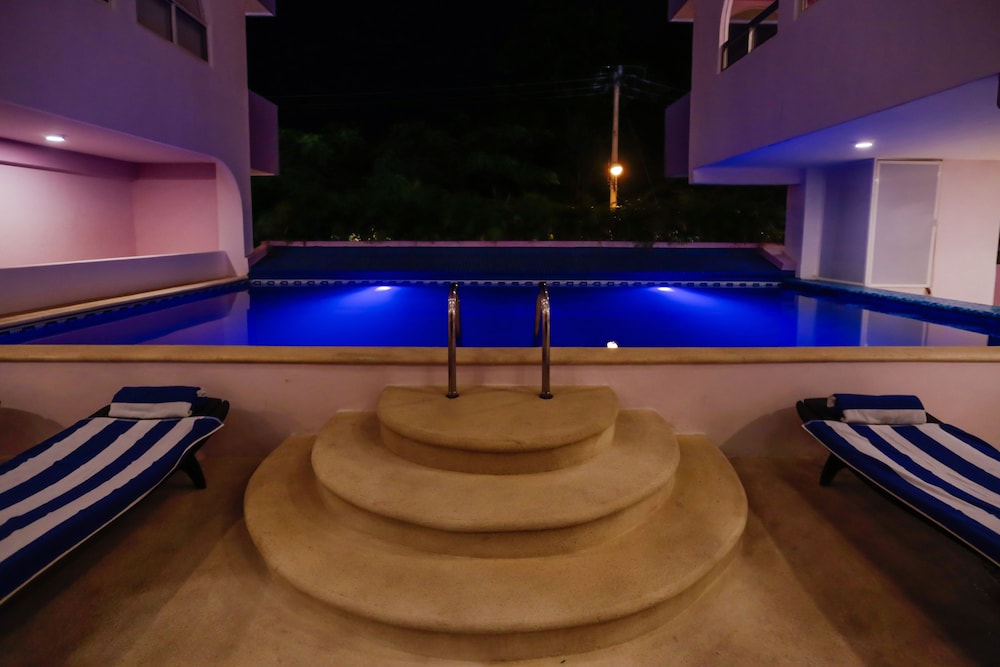 Hotel Kavia 30/41