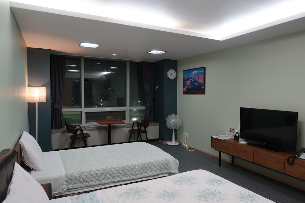 Prime Guest House 19/48
