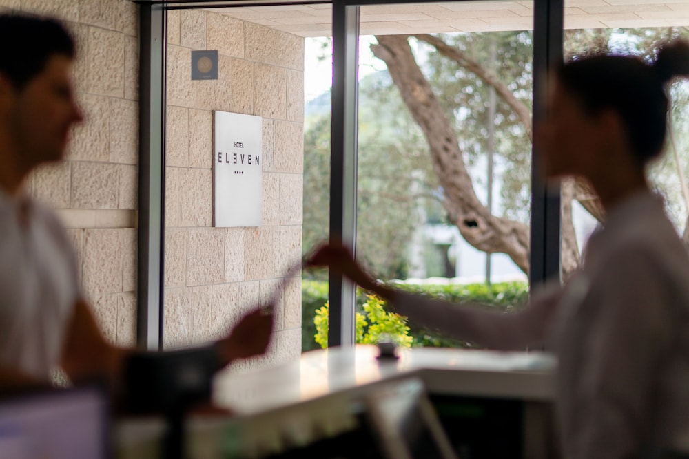 Hotel Eleven 34/72