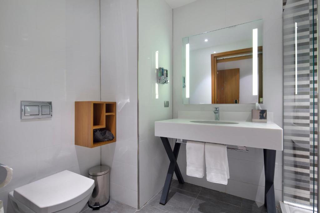 Hampton By Hilton Kocaeli Symbol 32/35