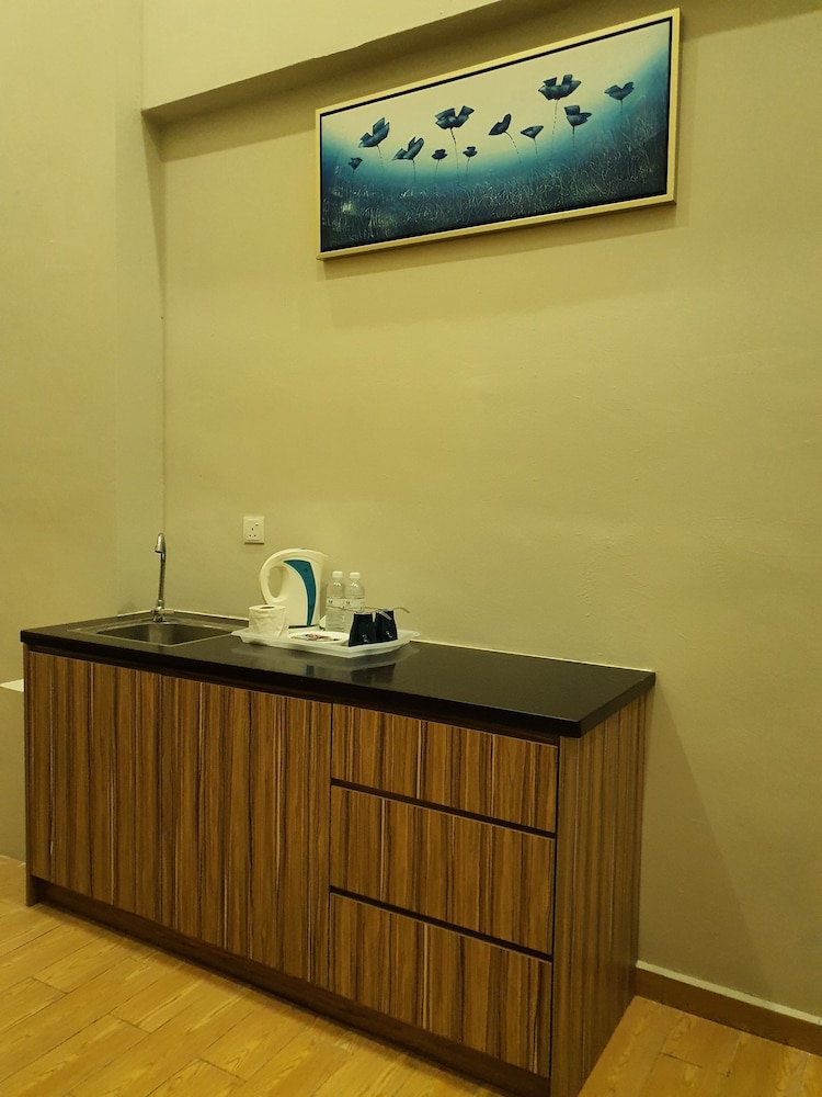 Bangi Perdana Hotel 4/33