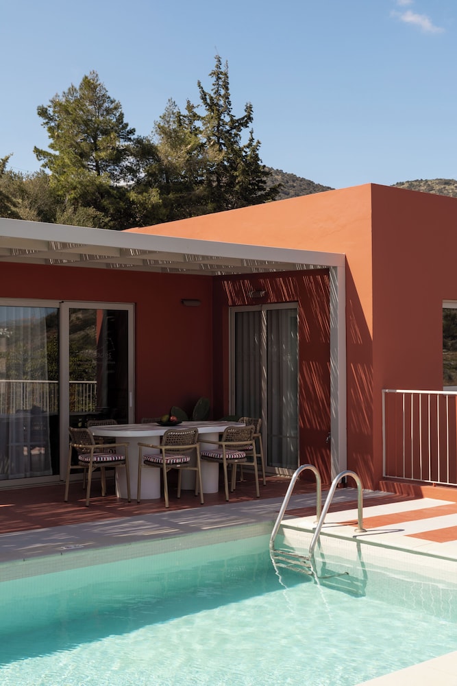 Pleiades Luxurious Villas 25/48