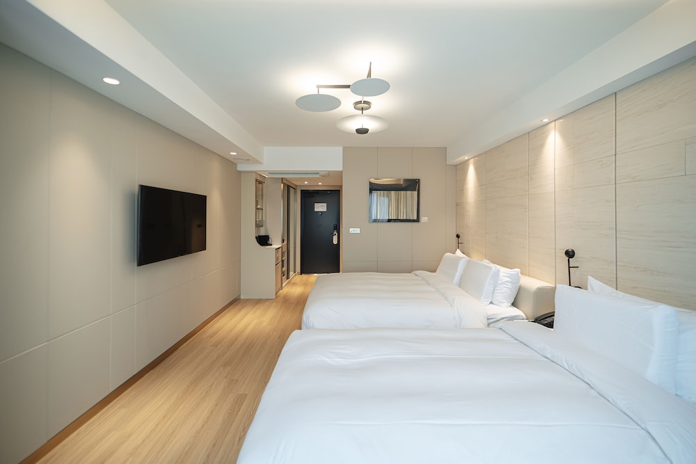 ELIENA Hotel 19/63