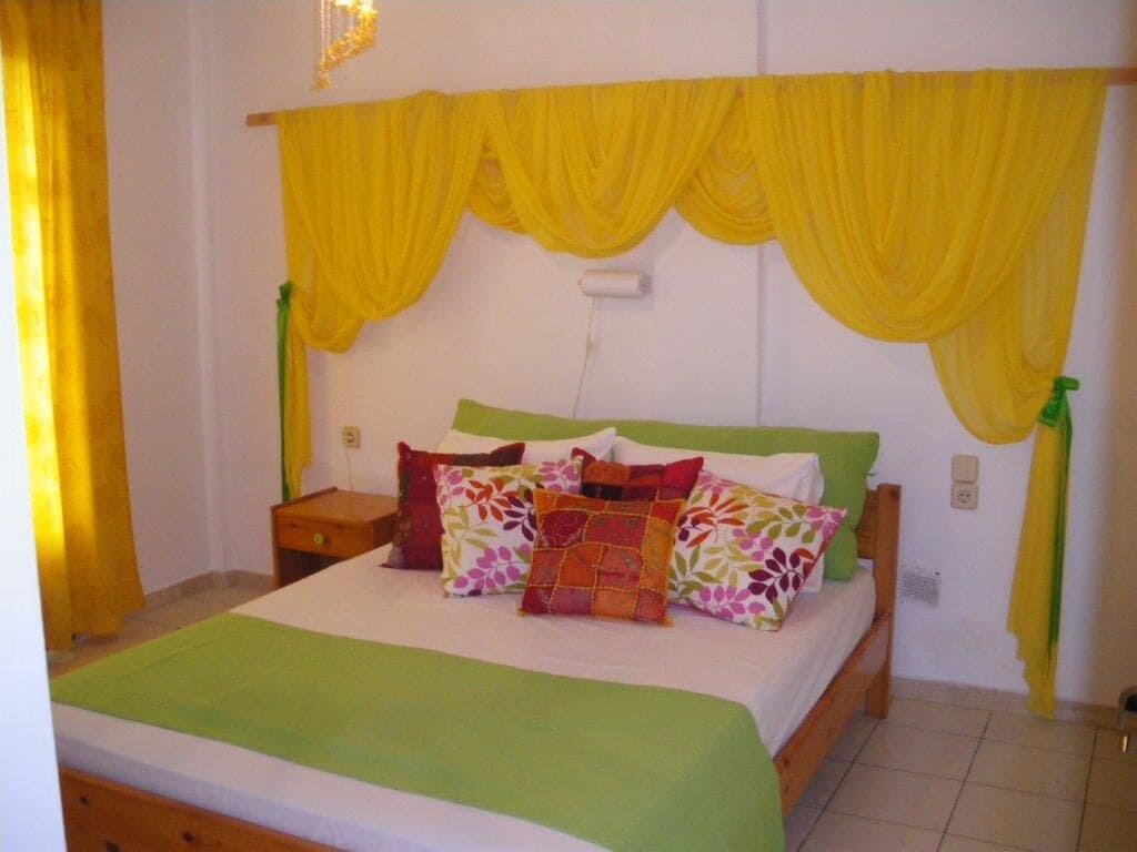 2 BEDROOMS, APARTMENT