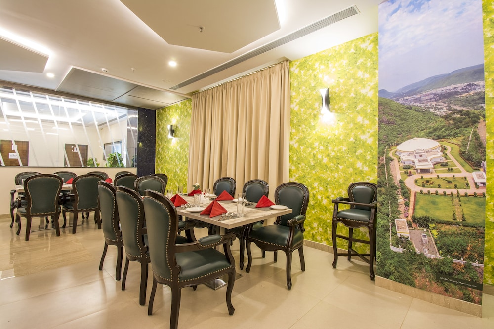 Mantris Hotel 17/22