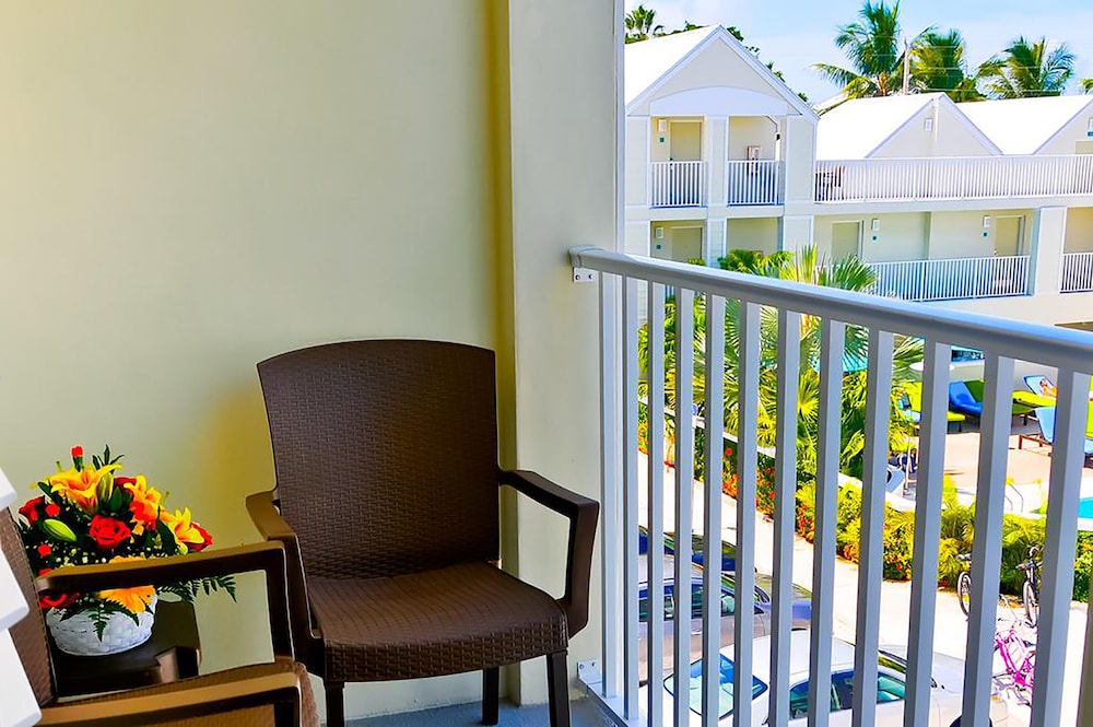 Silver Palms Inn 17/27