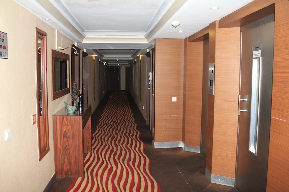 Hotel Buyuk Sahinler 6/42